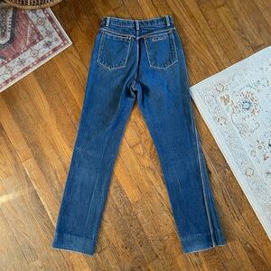 80s Vintage Gloria Vanderbilt Medium Wash High Waisted Denim Jeans 25” Waist